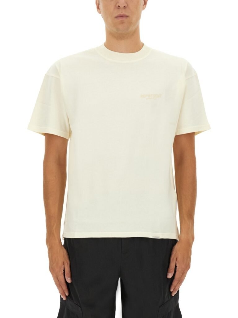 T-SHIRT WITH LOGO