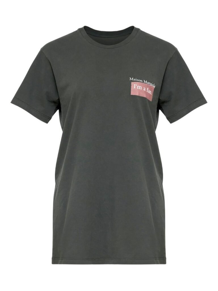 T-SHIRT WITH PRINT