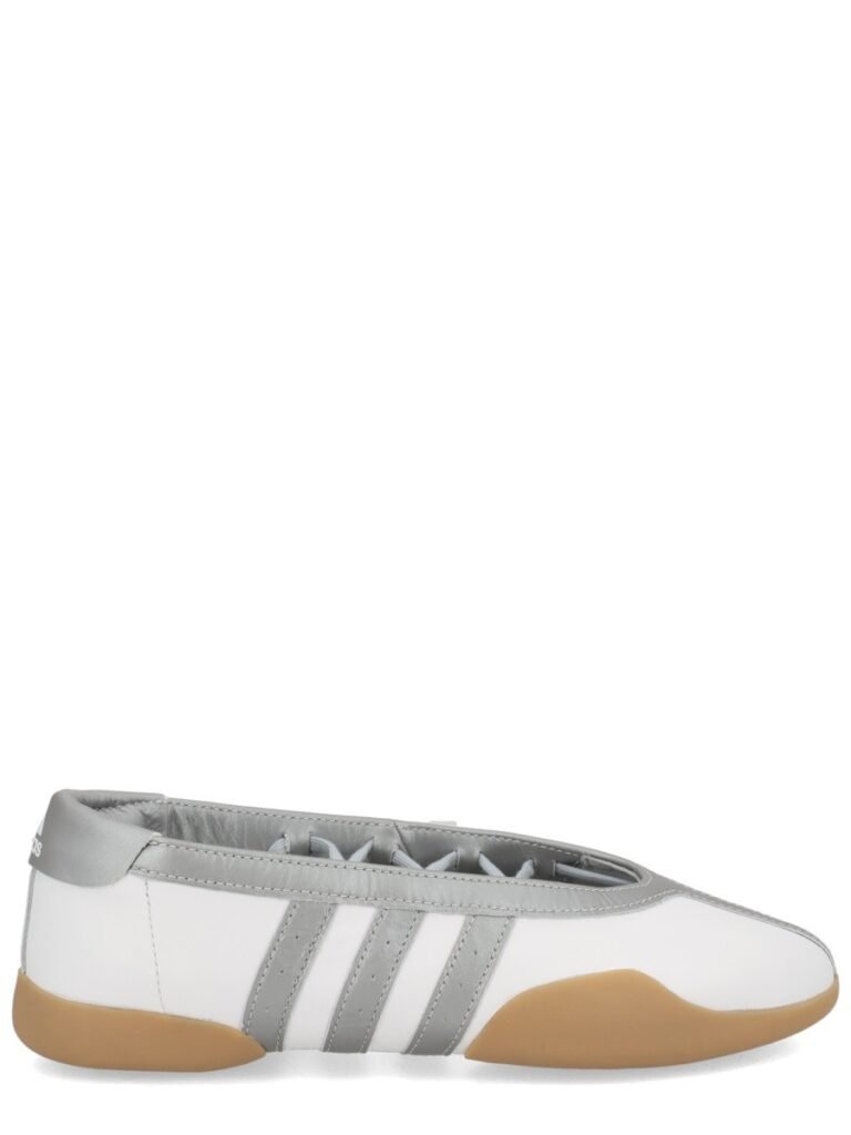 "TAEKWONDO MEI" SNEAKER
