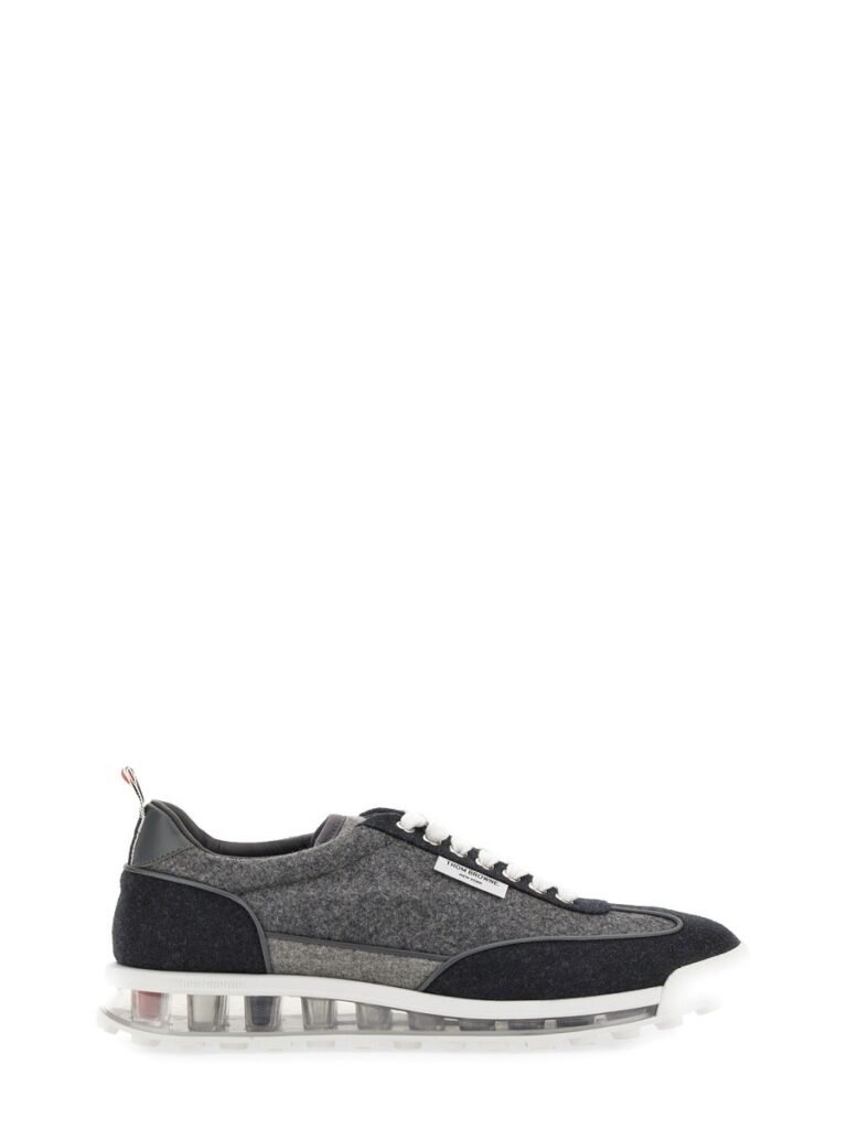 TECH RUNNER SNEAKER