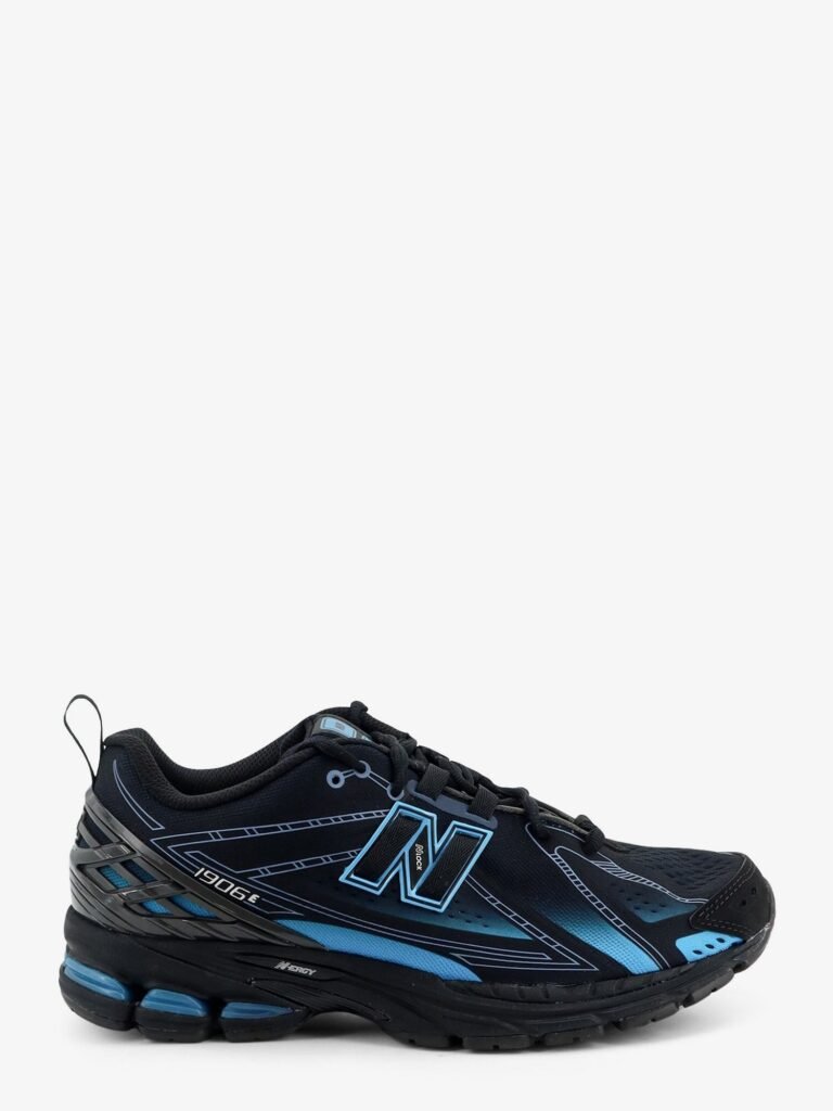 U1906 technical fabric sneakers with iconic side logo