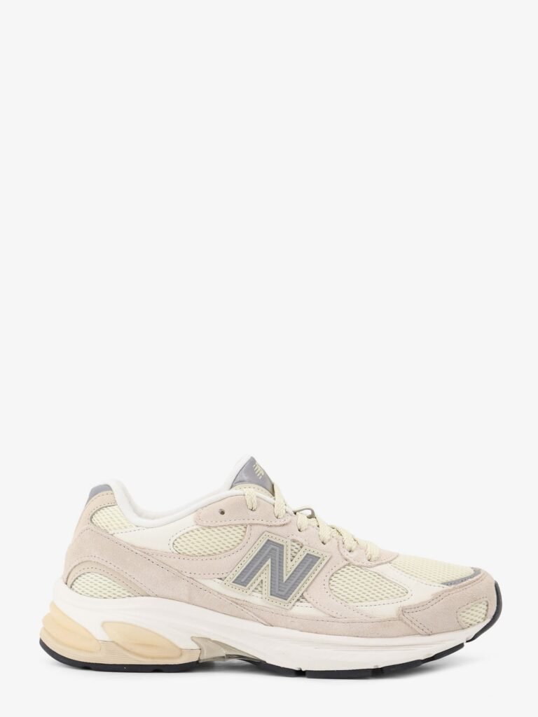 U2010 mesh and suede sneakers with side logo