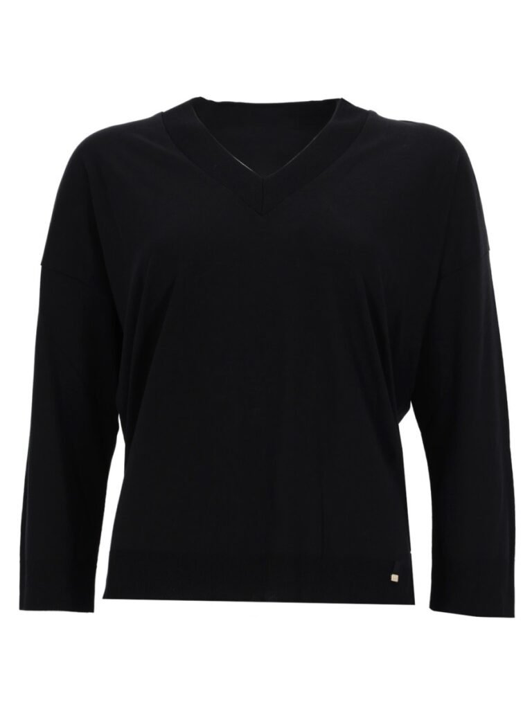 V-NECK T-SHIRT