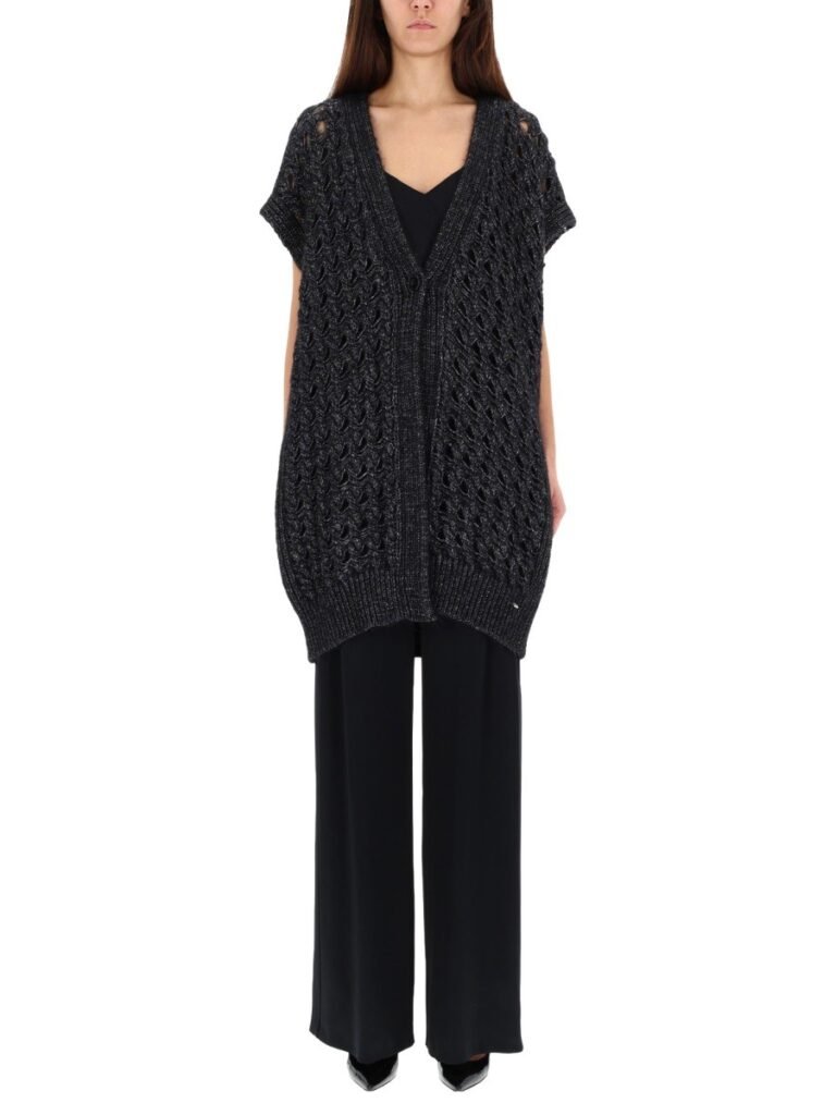 VEST WITH PERFORATED WORKMANSHIP