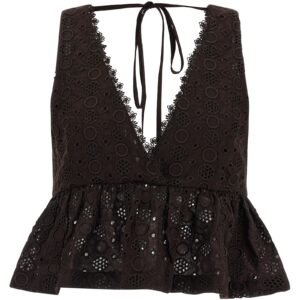 Kiersten' top