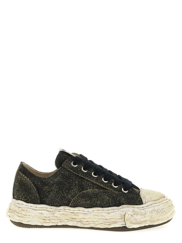 Peterson23' sneakers