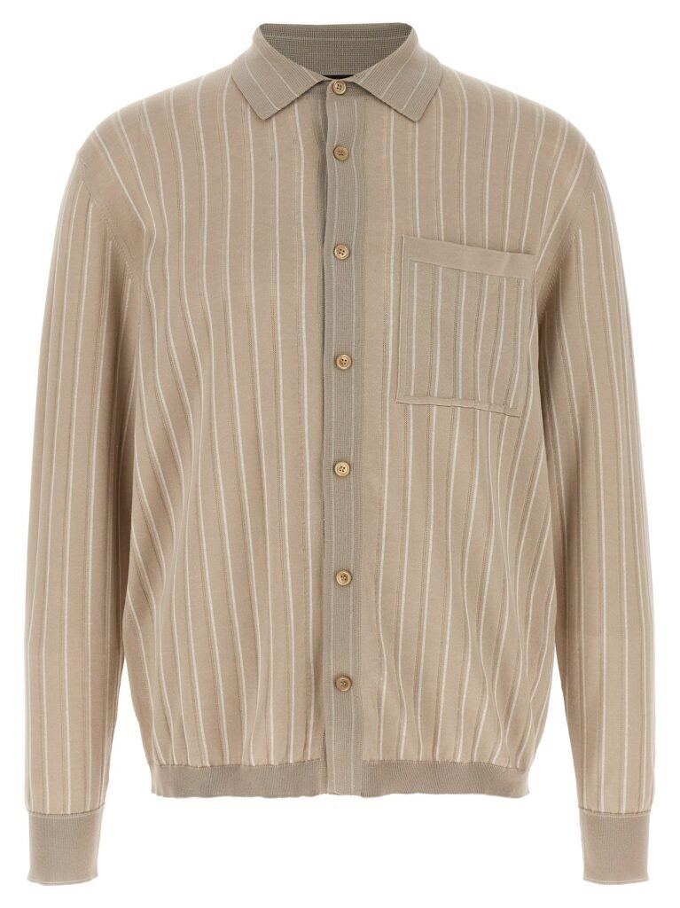 Knitted shirt