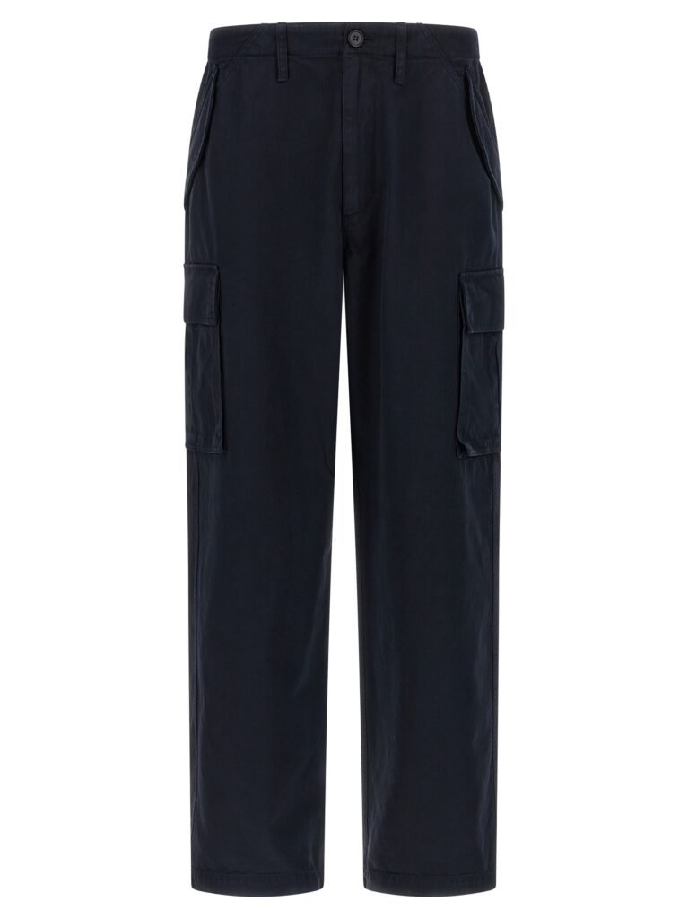 Cyrus' pants