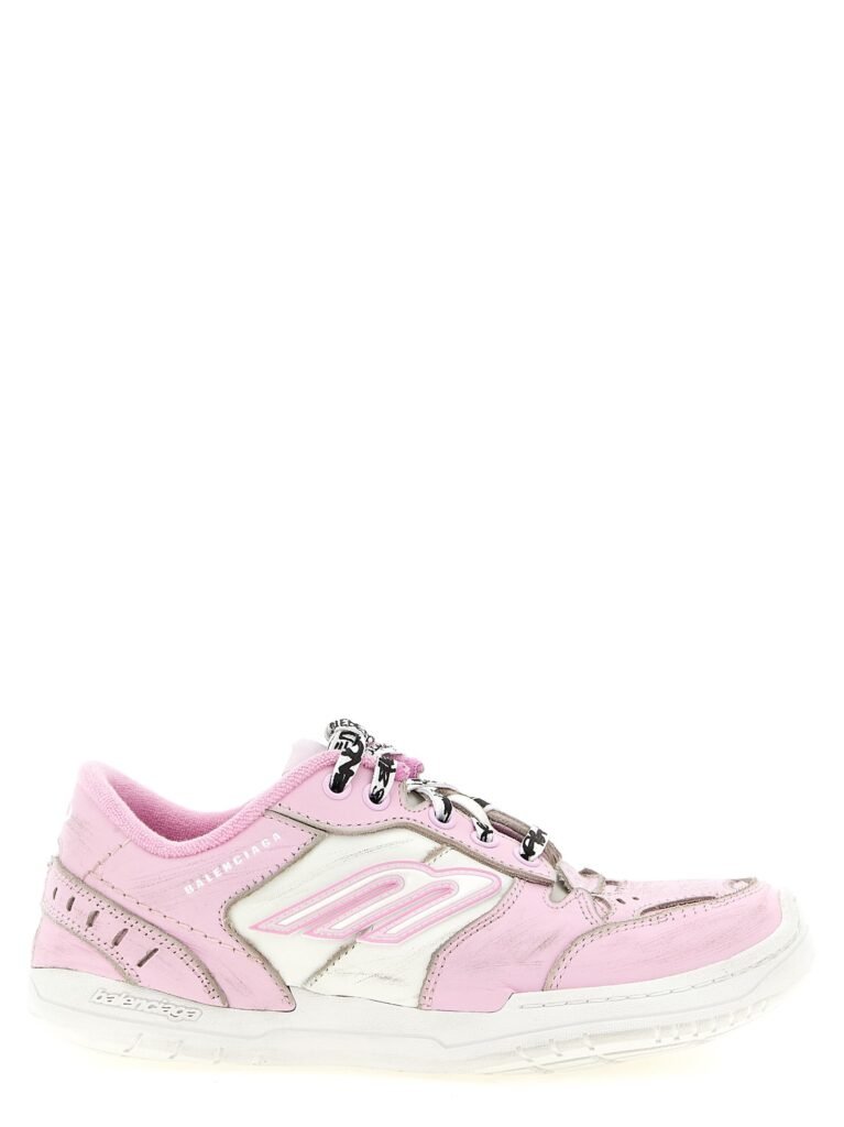 Hamptons' sneakers