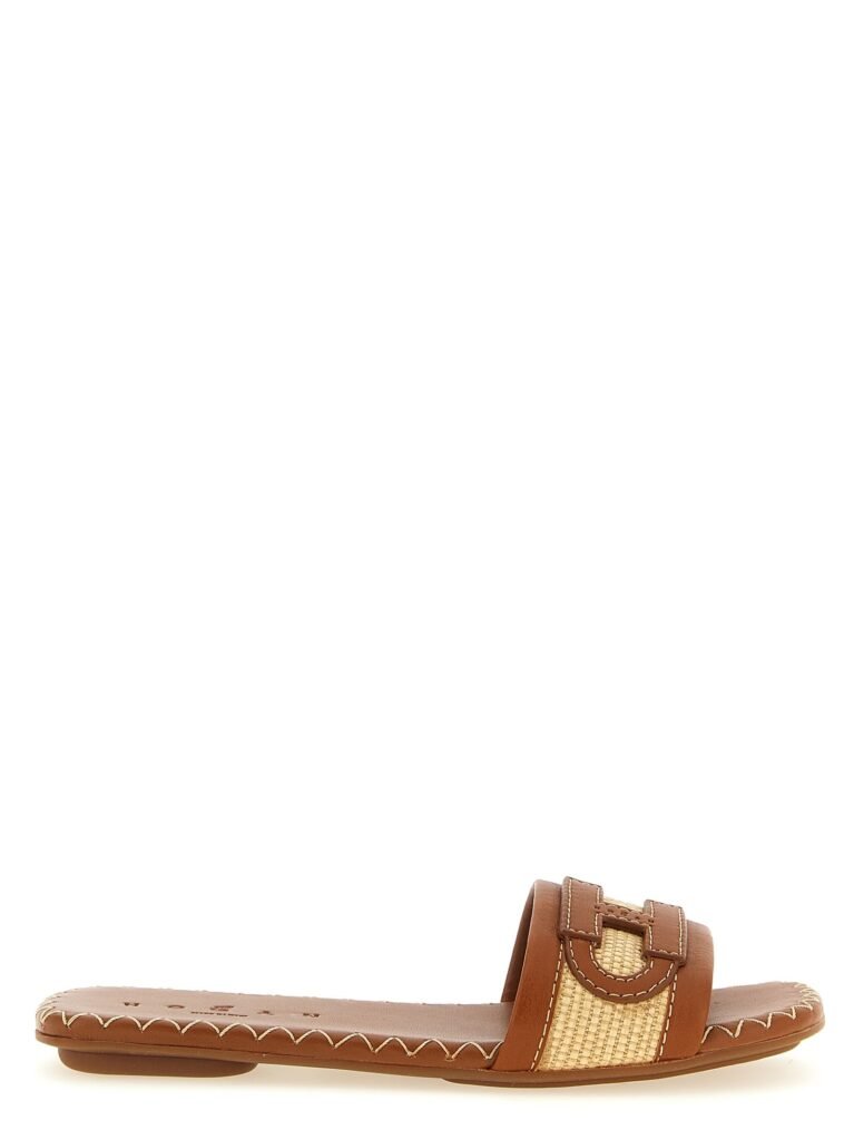 H685' sandals