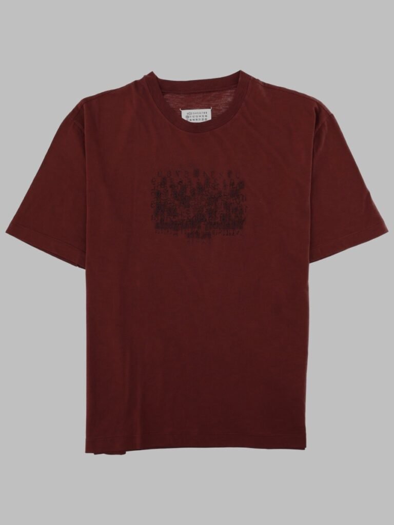 T-SHIRT CON STAMPA