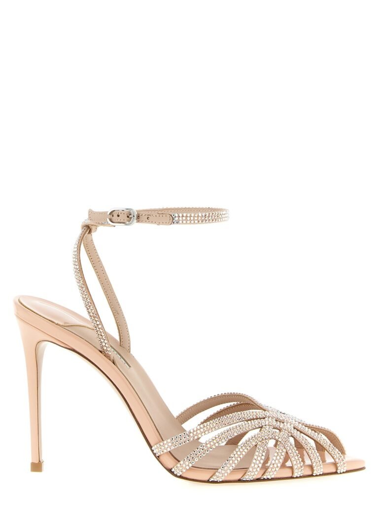 Embrace Divina' sandals