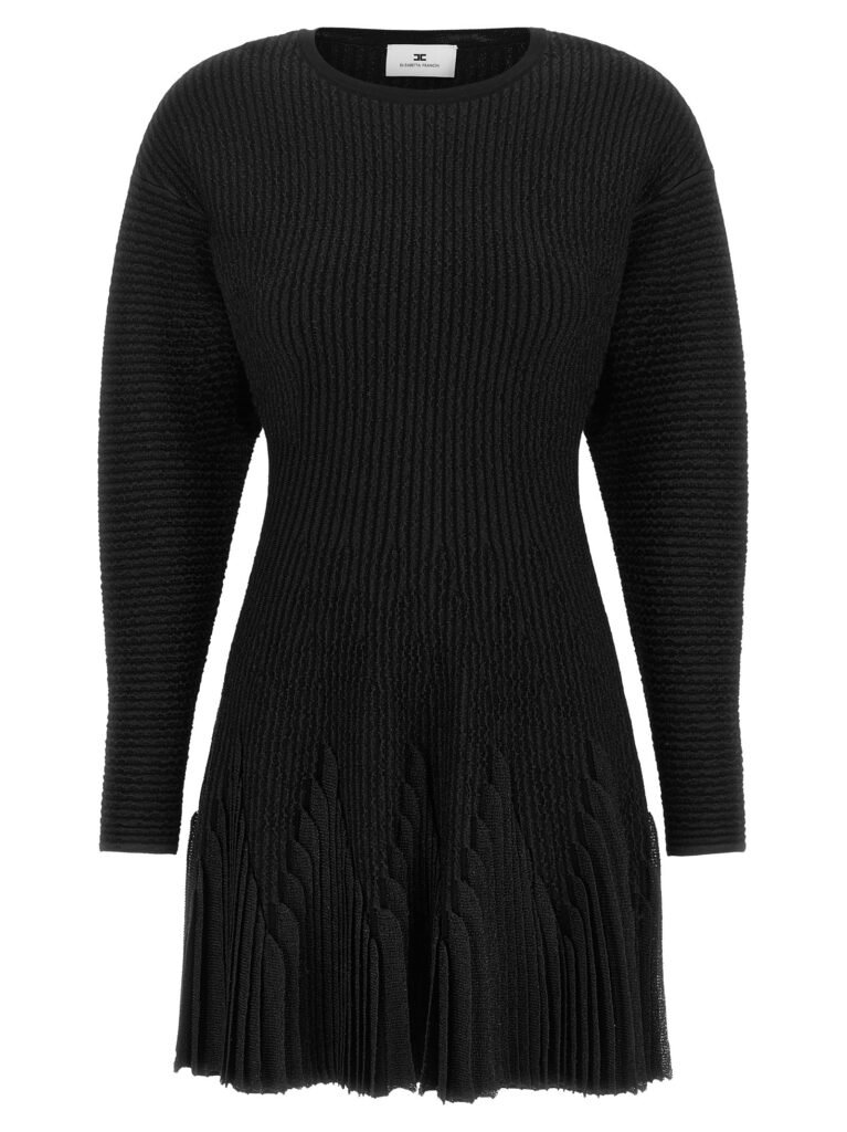 Knitted pleated dress