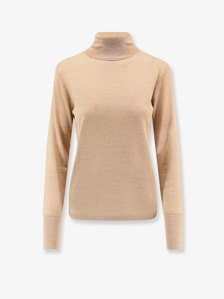 Virgin wool turtleneck