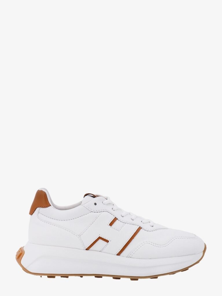 Leather sneakers with side logo