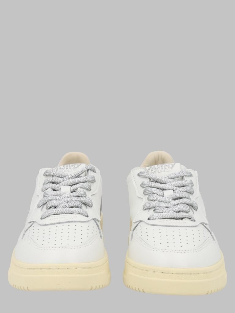 SNEAKER "MEDALIST LOW