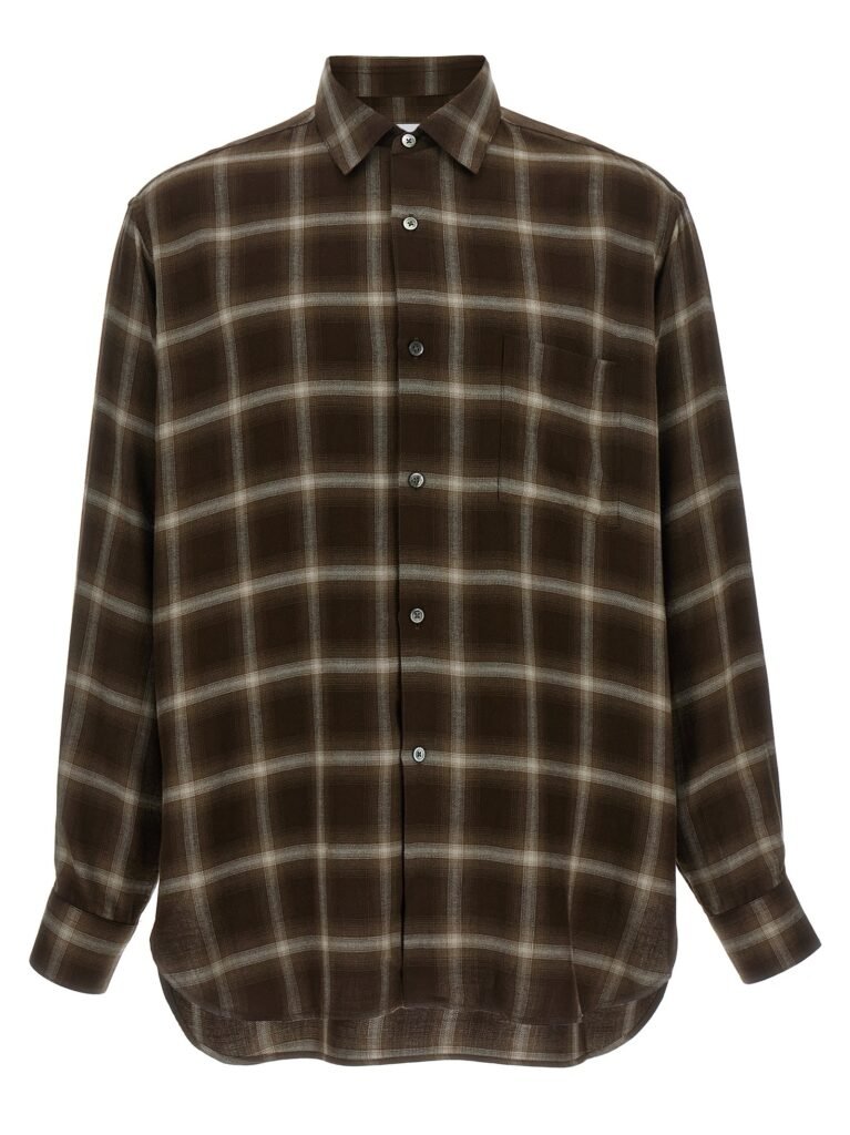 Ly/Vis' shirt