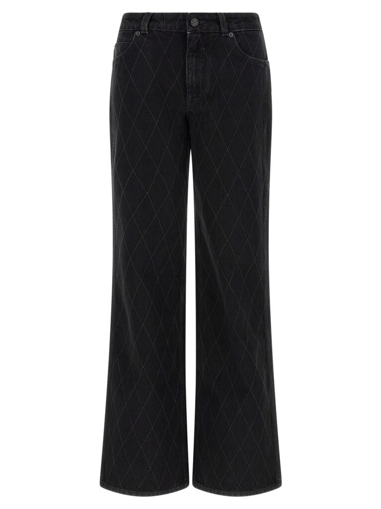 Diamond-shaped jeans
