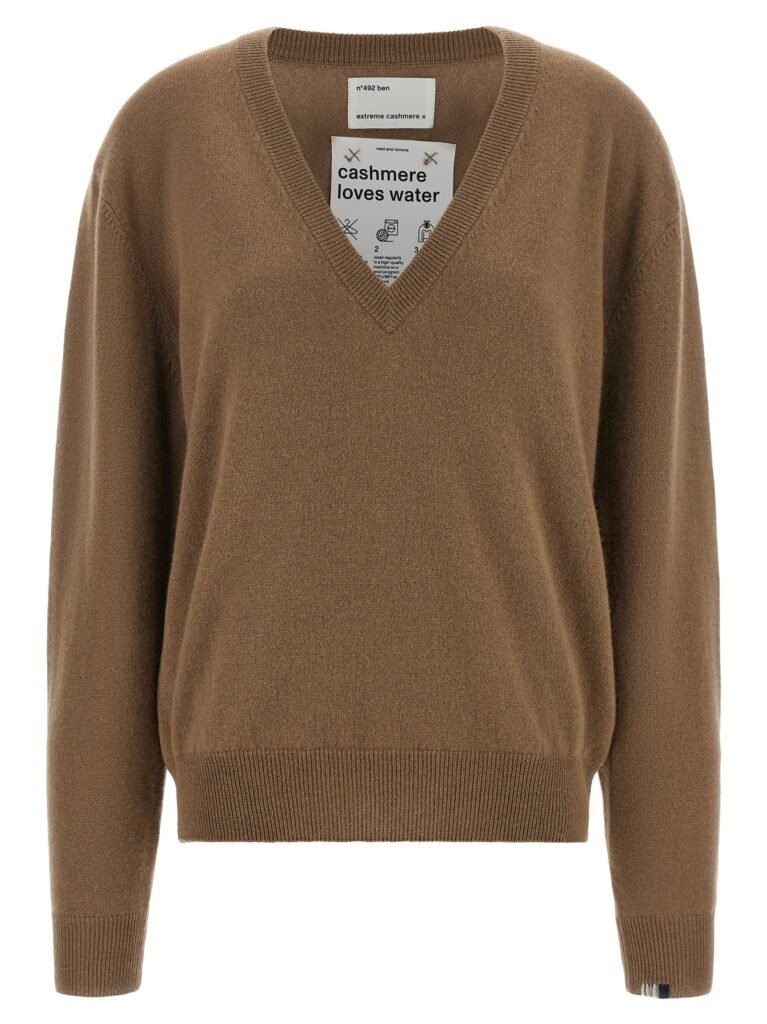 n492 Ben' sweater