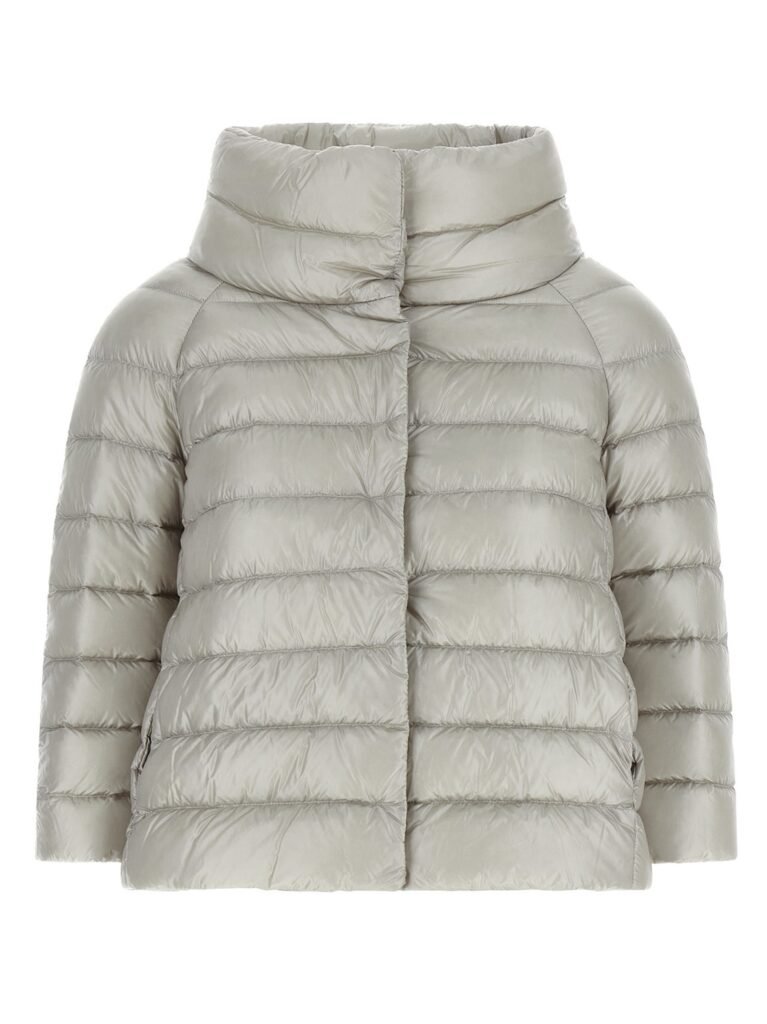 Sofia' cape