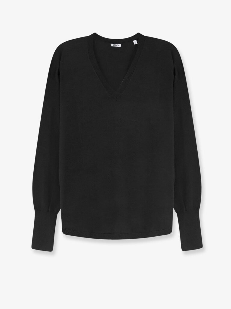 Virgin wool sweater