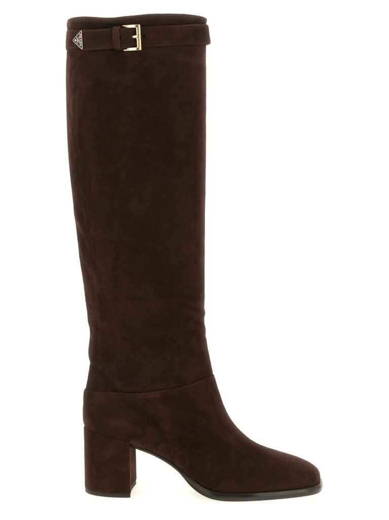 Suede boots