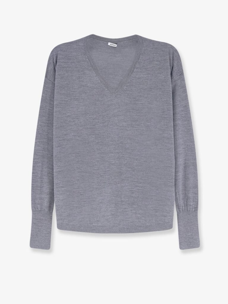 Virgin wool sweater