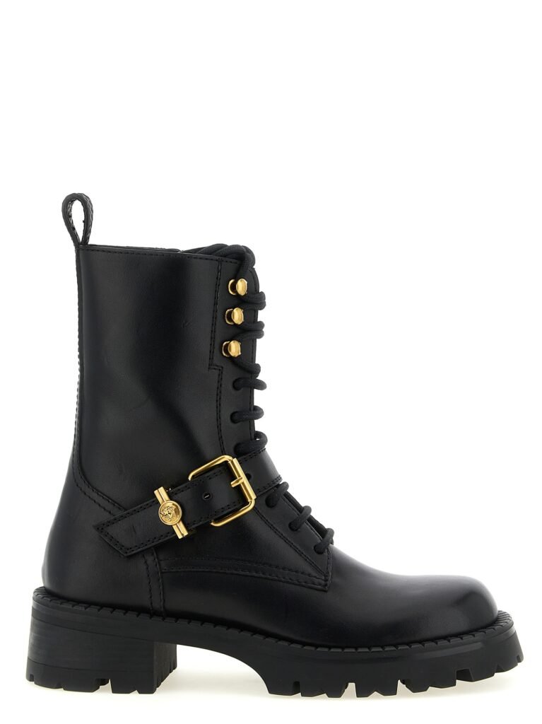 Ankle boots with buckle