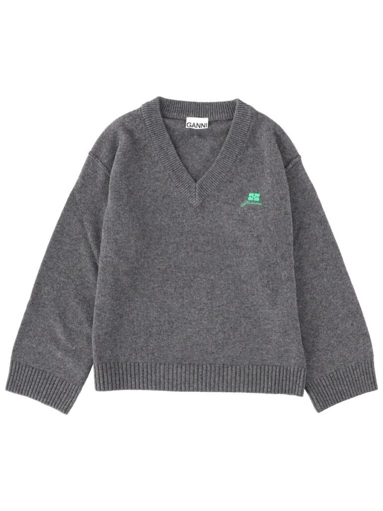 Logo sweater