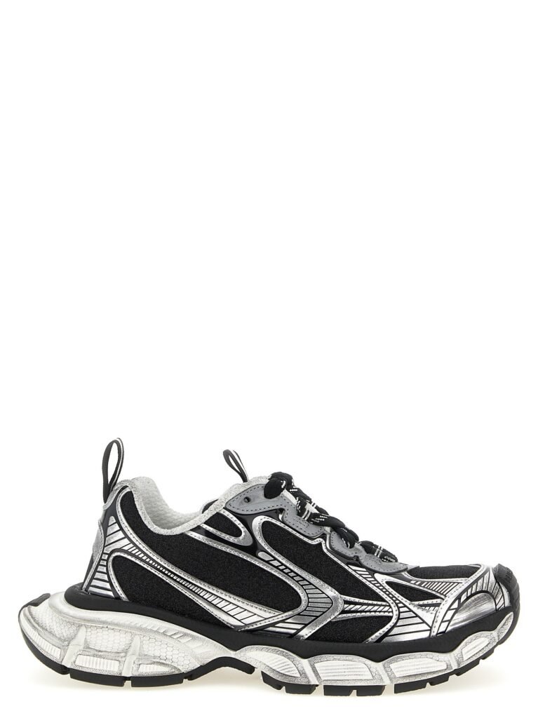 3XL' sneakers