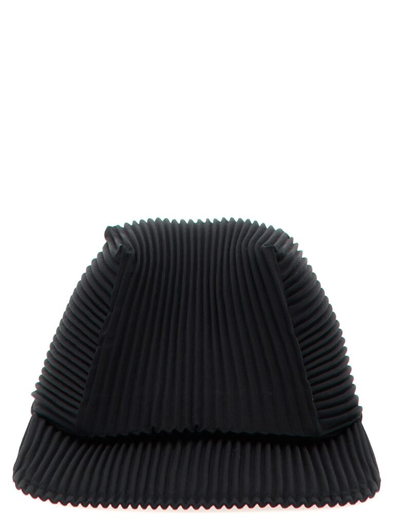 Pleats' cap