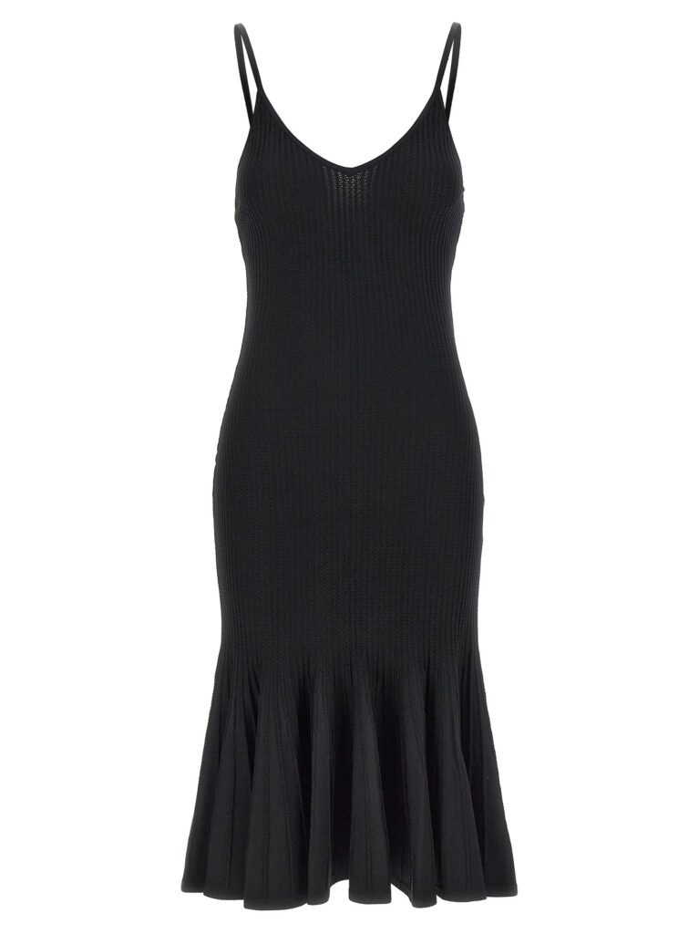 Queen' dress