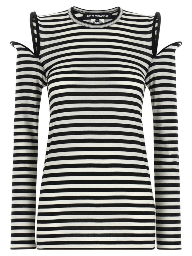 Sculptural shoulder t-shirt