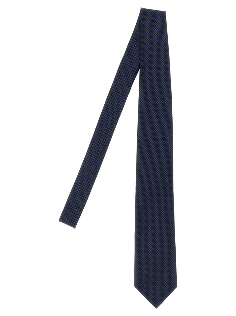 Silk tie