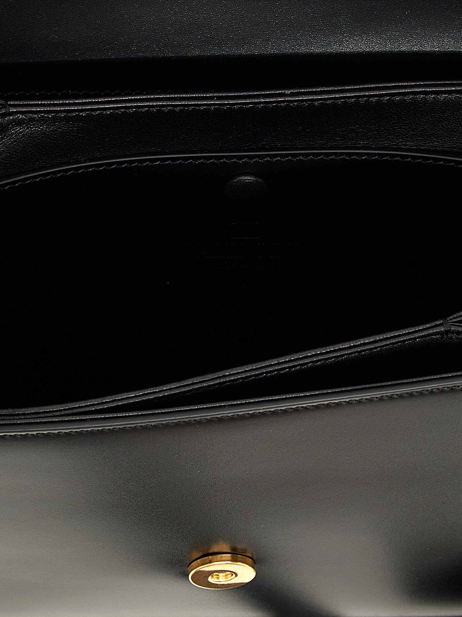 Lazri boutique fashion europe