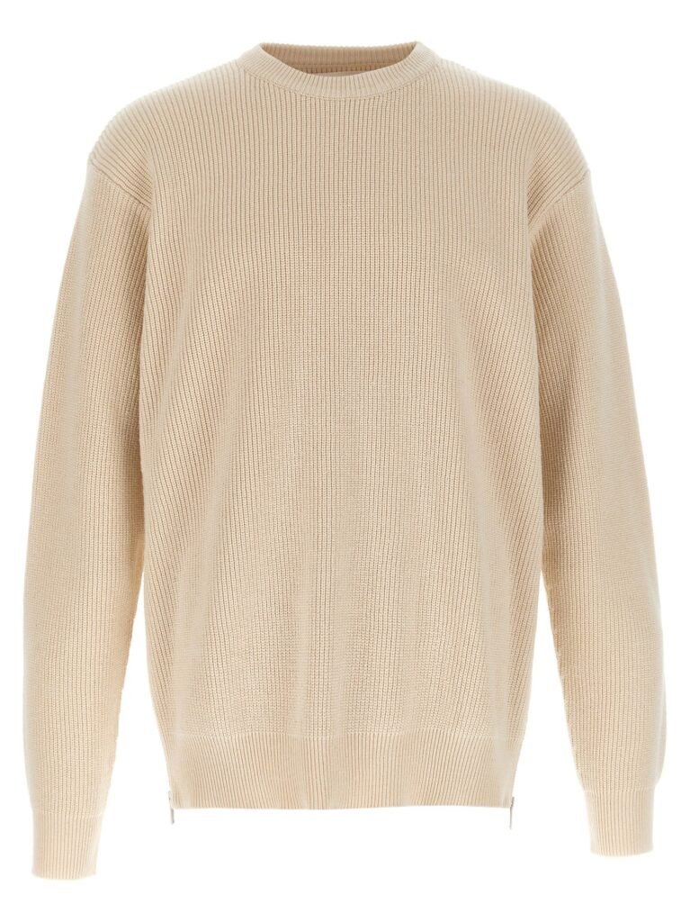 Zip sweater